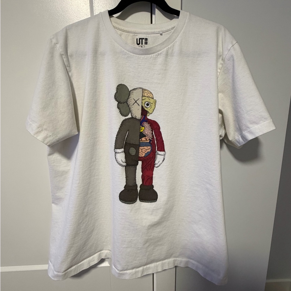 UNIQLO UT KAWS Flayed Companion Graphic Tee - XL